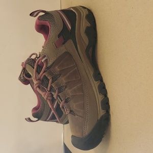 Keen Targhee III Waterproof hiking shoes size 8